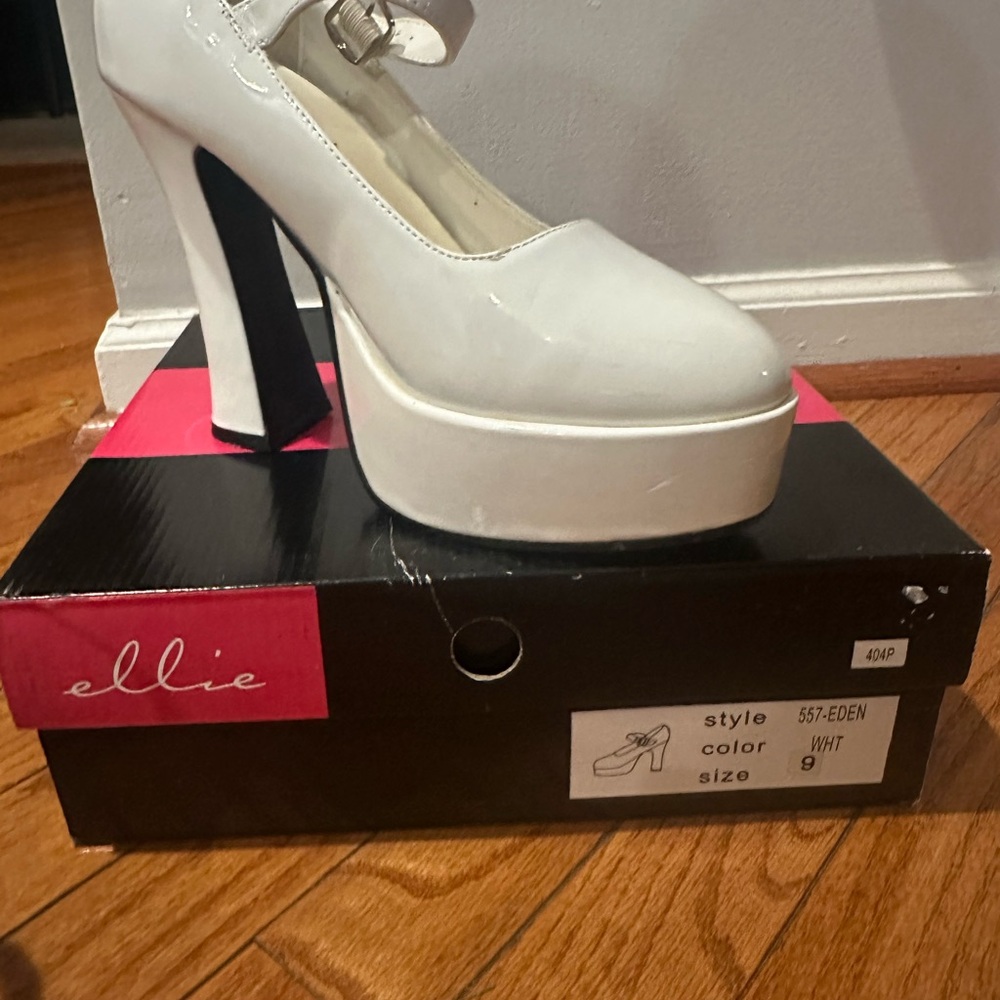 Ellie White Platform Heels Halloween 60/70’s